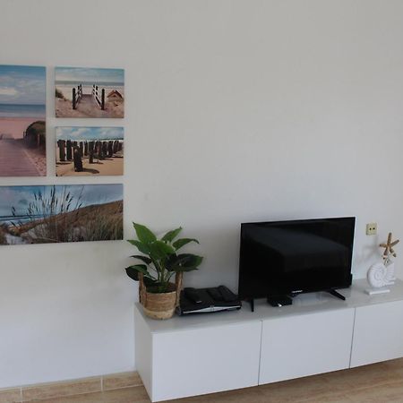Bungalow With 2 Bedrooms And Roof Terrace In The Center Of La Zenia. Free Wifi. Orihuela Esterno foto