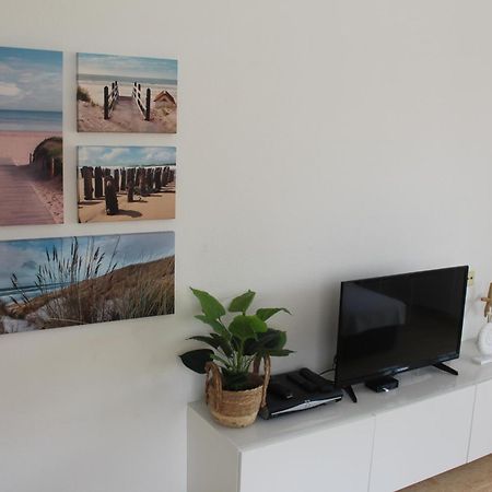 Bungalow With 2 Bedrooms And Roof Terrace In The Center Of La Zenia. Free Wifi. Orihuela Esterno foto